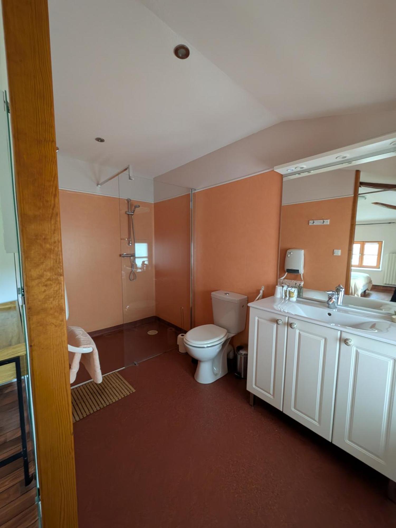 Hotel L'Estampille Saint-Vidal Esterno foto